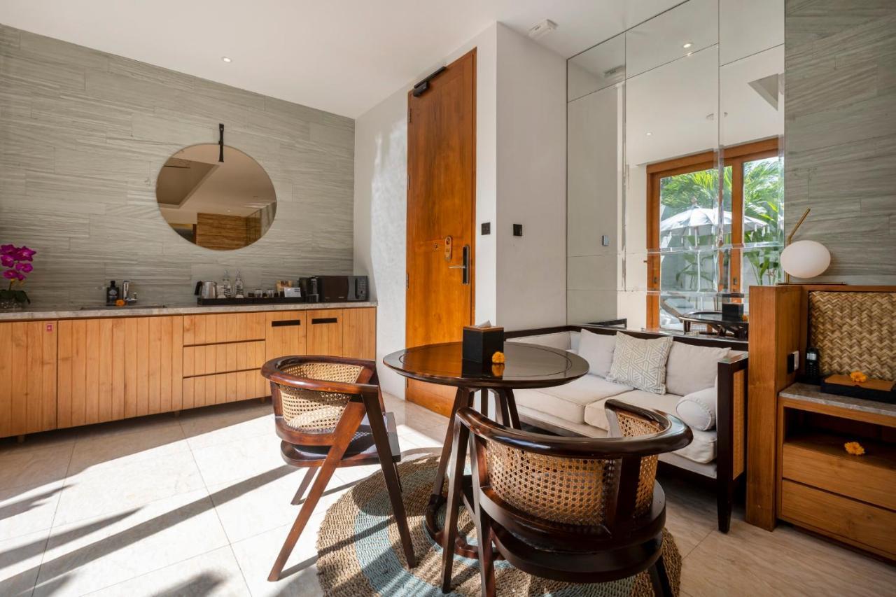 Astera Villa Seminyak By Ini Vie Hospitality Ngoại thất bức ảnh