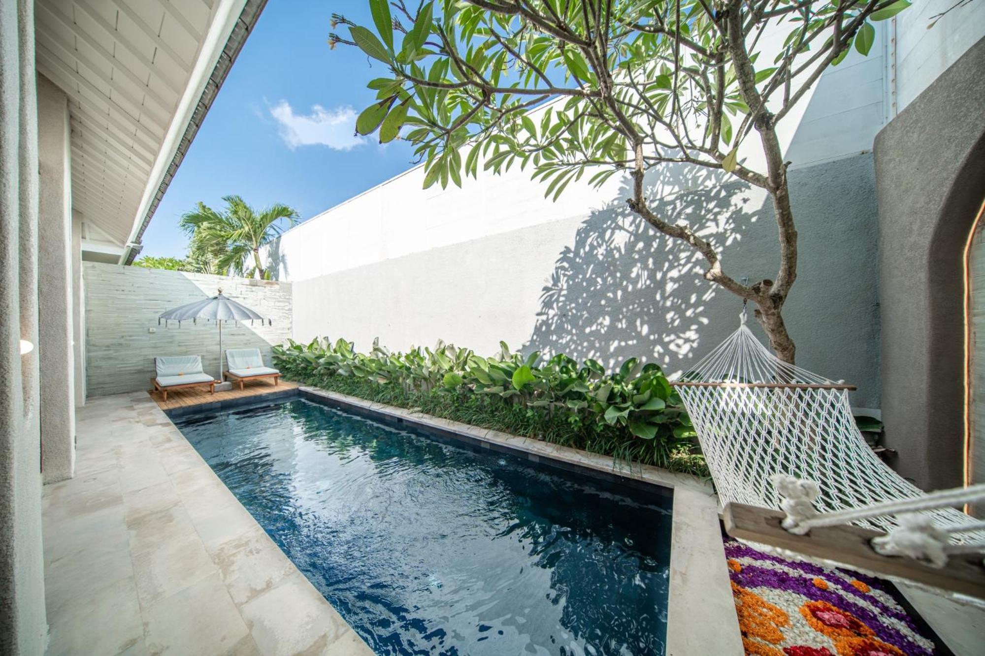 Astera Villa Seminyak By Ini Vie Hospitality Ngoại thất bức ảnh
