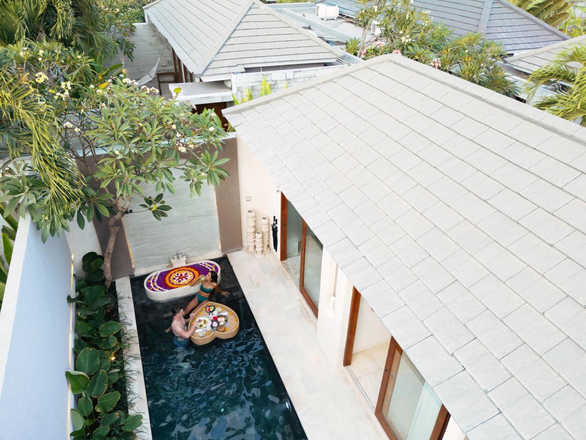 Astera Villa Seminyak By Ini Vie Hospitality Ngoại thất bức ảnh
