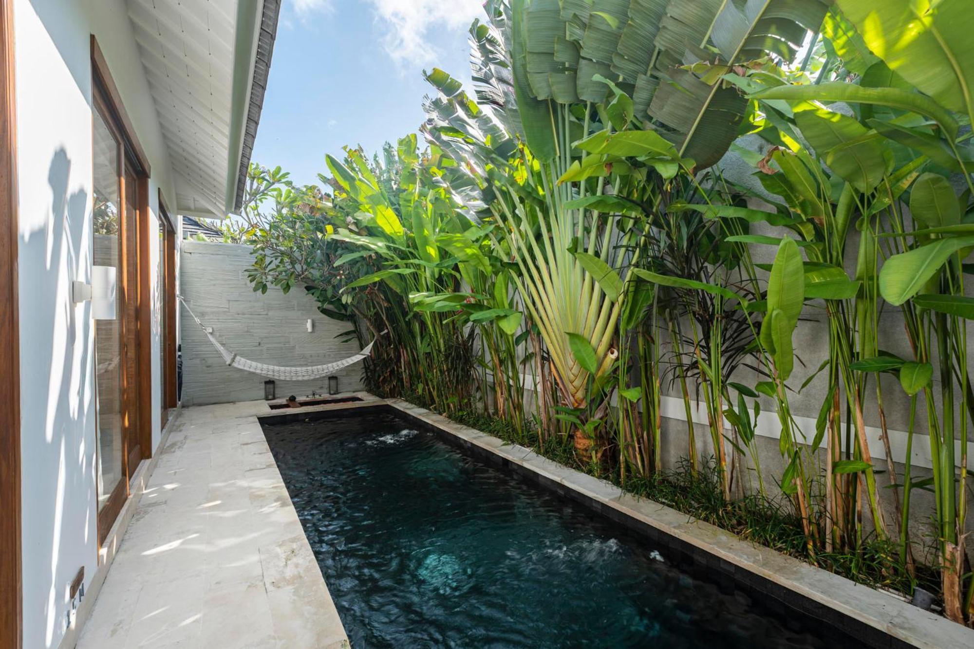 Astera Villa Seminyak By Ini Vie Hospitality Ngoại thất bức ảnh